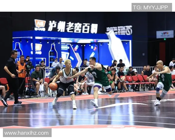 杭州篮球队在联合会杯积分榜上以53分稳居第一名，表现出色引人瞩目