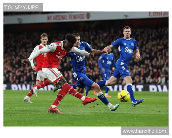 曼城与埃弗顿正阵容对比分析揭示双方实力差距 曼城与埃弗顿正阵容对比分析揭示双方实力差距