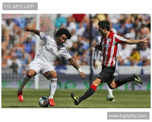 格勒诺布与克莱蒙的精彩对决即将上演谁能在赛场上笑到最后 格勒诺布与克莱蒙的精彩对决即将上演谁能在赛场上笑到最后