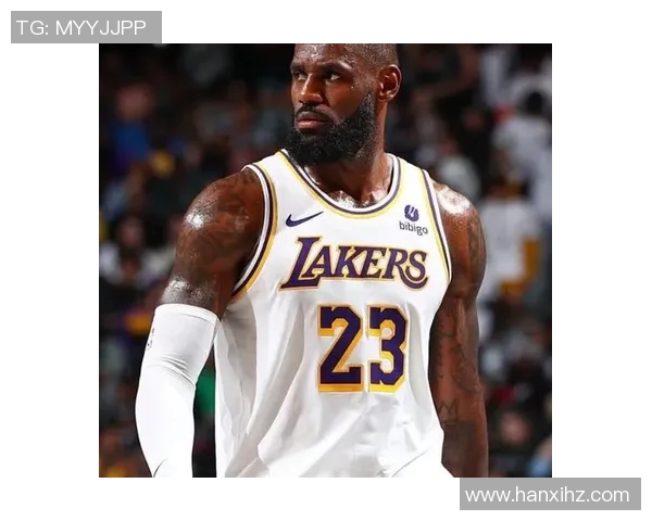 詹姆斯：从篮球巨星到社会影响力的多重角色探讨与未来展望